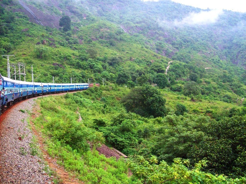 Most-Popular-Hill-Stations-in-South-India